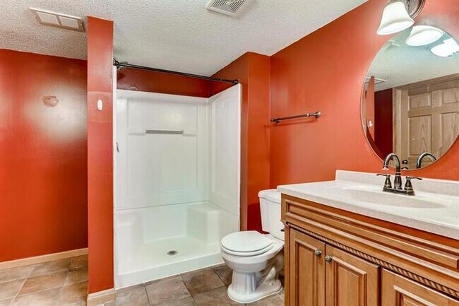 Building Photo - 9931 Evergreen Ave N, Brooklyn Park, MN, 5...