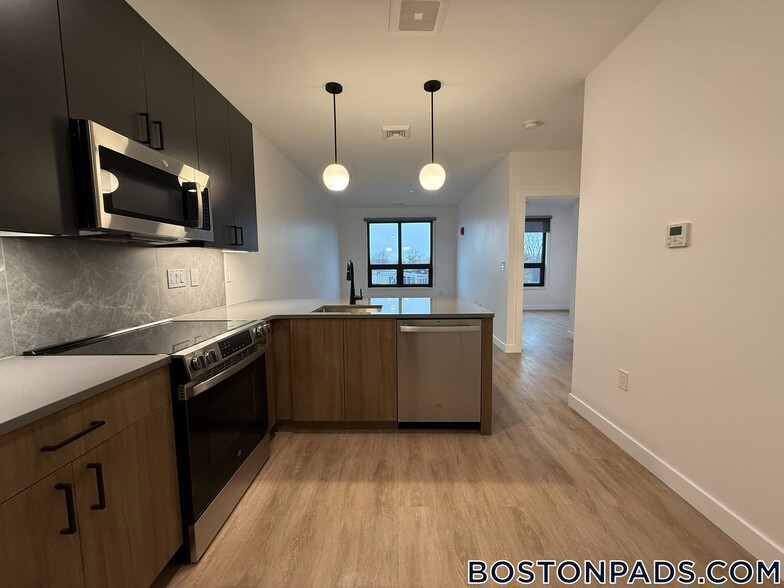 Building Photo - 199 Gardner St