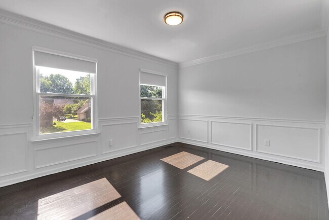 Building Photo - 4521 Links Ct