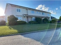 Building Photo - 475 Plum Creek Ct