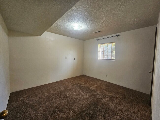 Building Photo - RES4116