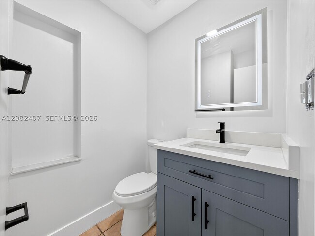 Building Photo - 10505 SW 153rd Ct