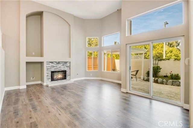 Building Photo - 2528 Plaza del Amo