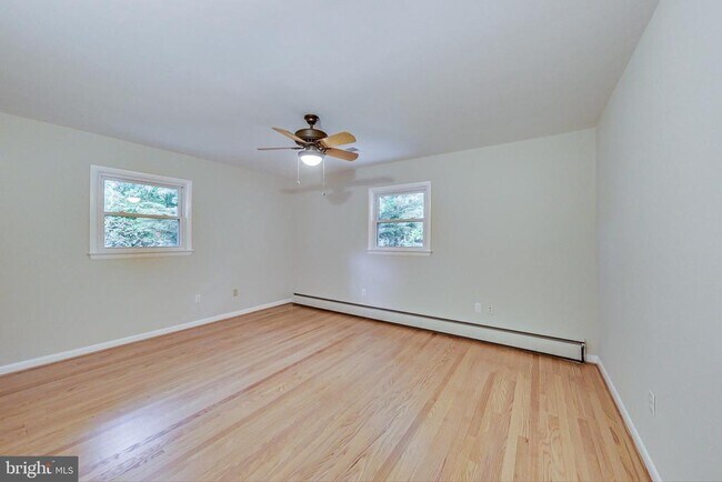 Building Photo - 14904 Claude Ln
