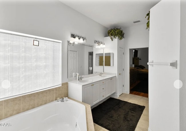 Building Photo - 3220 Galty Cir