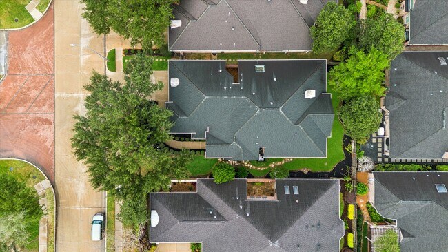 Building Photo - 1523 Orchard Park Dr