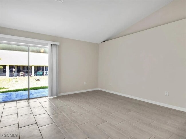 Building Photo - 4622 SW 8th Ct