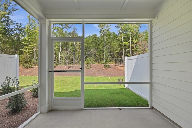 Building Photo - 216 Deercroft Dr