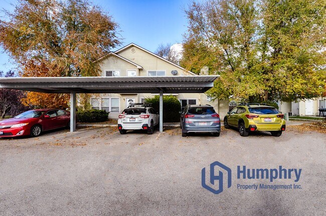 Building Photo - Charming two bedroom property