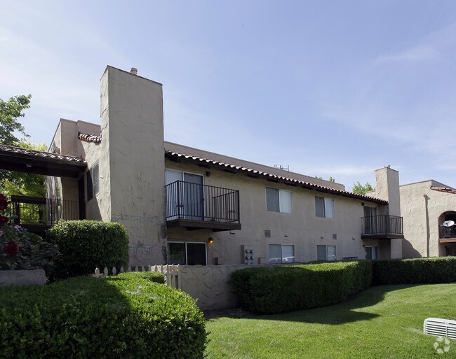 Building Photo - The Franciscan