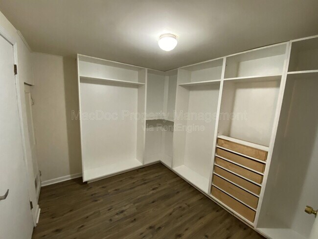 Building Photo - 601 Forbes St