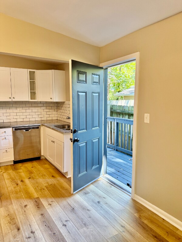 Building Photo - 2386 Elldale Ave
