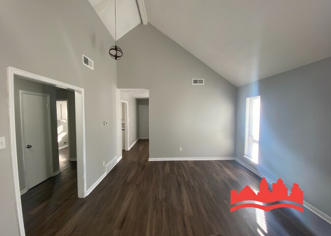 Building Photo - 5095 Corkwood Dr
