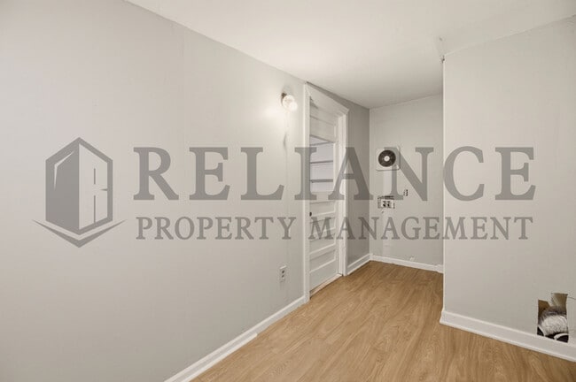 Building Photo - 1718 Walker W St