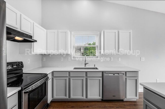 Building Photo - 8850 Juneberry Rd