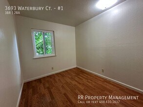 Building Photo - 3693 Waterbury Ct
