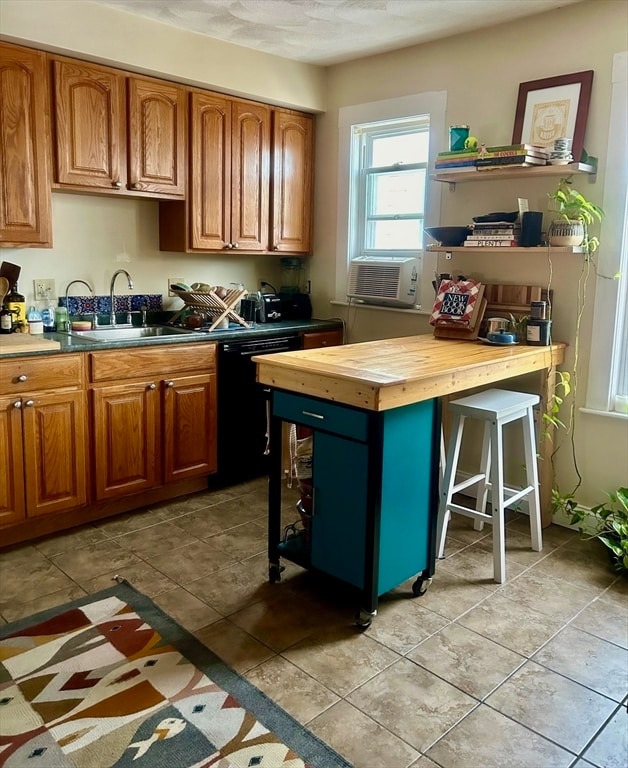 Building Photo - 11 Heath St