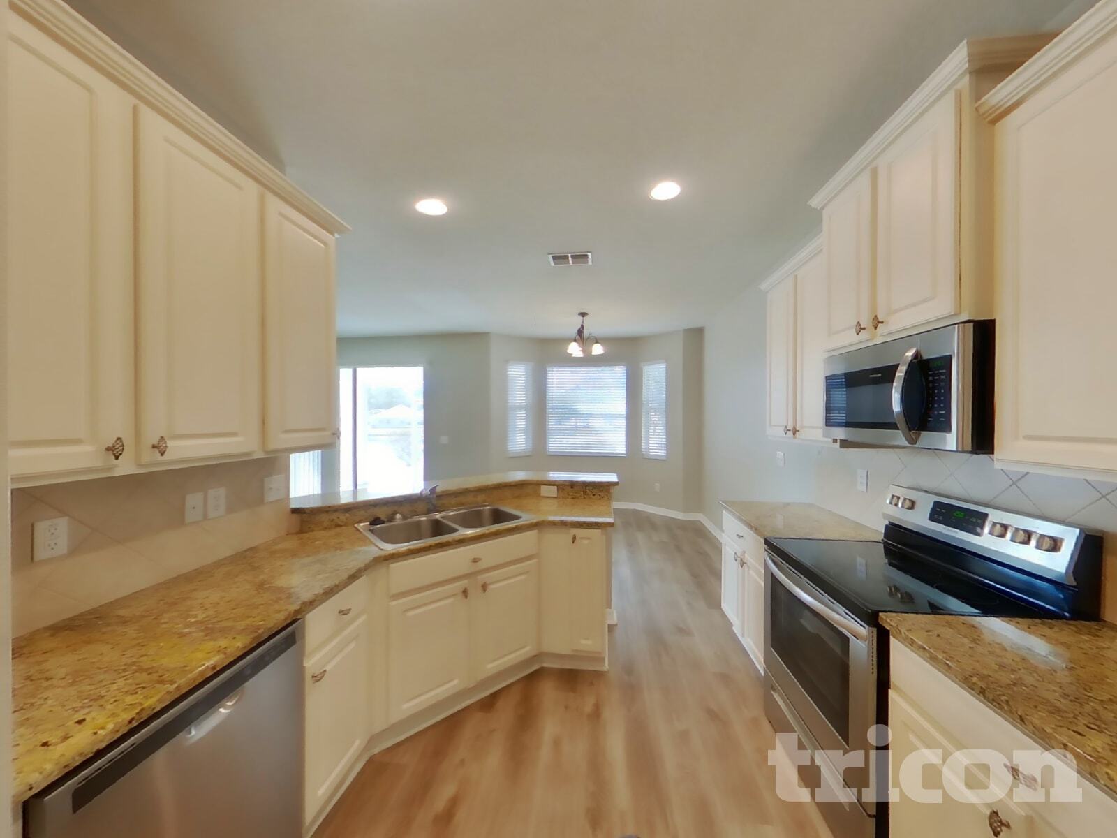 Building Photo - 12423 Ridgedale Dr