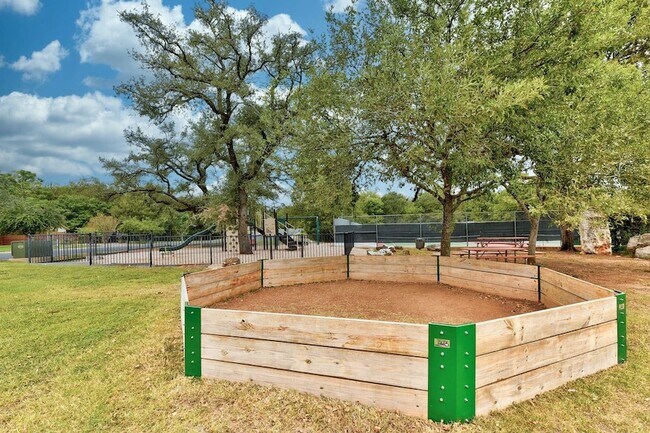 Building Photo - 11313 Menodora Dr