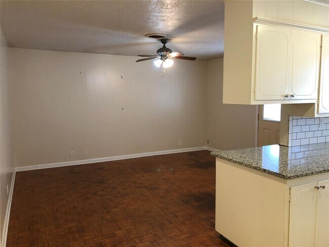 Building Photo - 1508 Southern Heights Ave