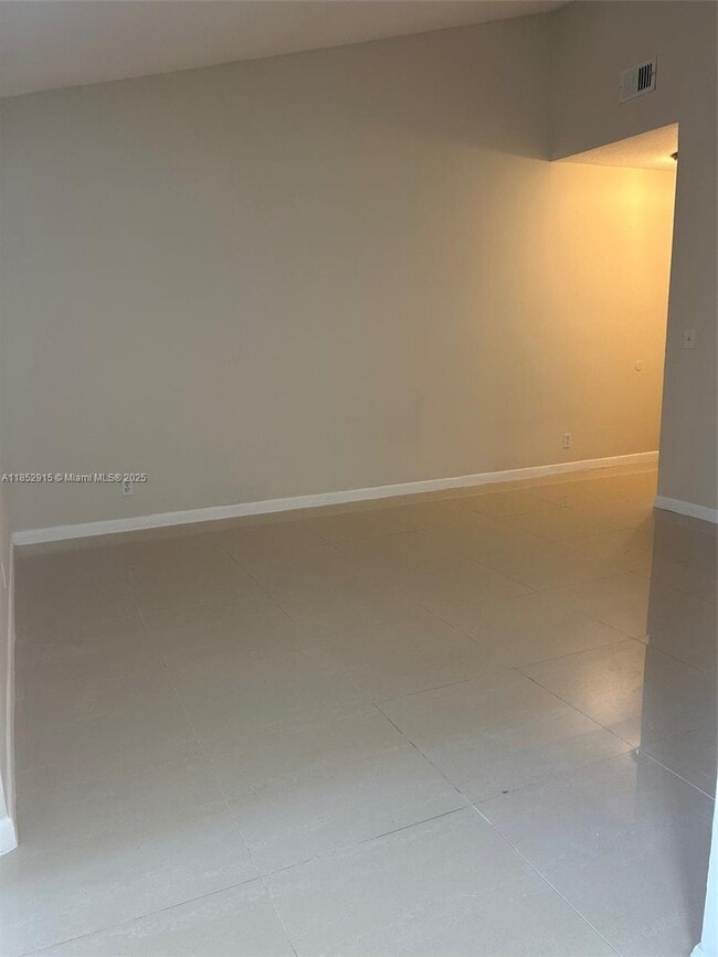 Building Photo - 815 Boynton Beach Blvd