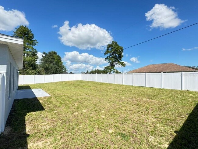 Building Photo - 13053 SW 36th Ct