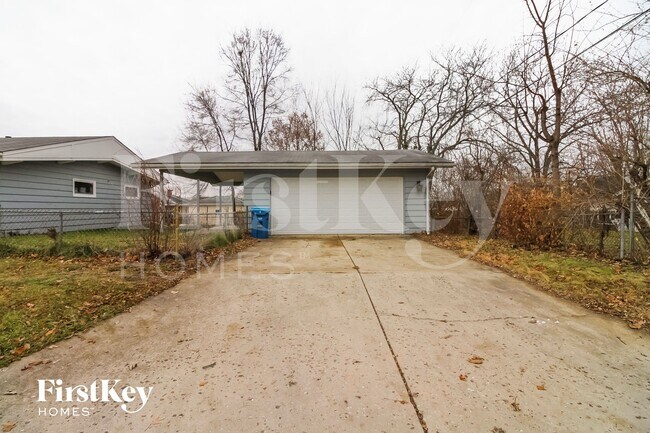 Building Photo - 1054 Kenmore Ave