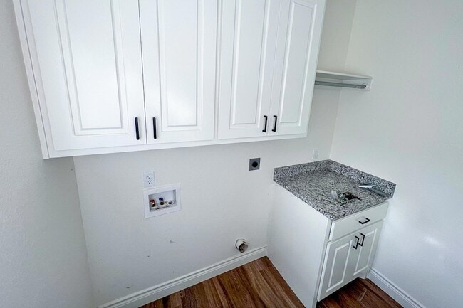 Building Photo - 4709 125th St