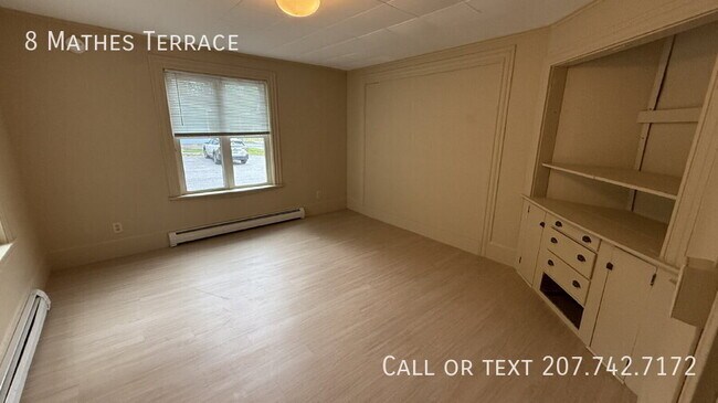 Building Photo - 8 Mathes Terrace