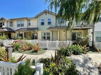 Building Photo - 754 Ocean Breeze Dr