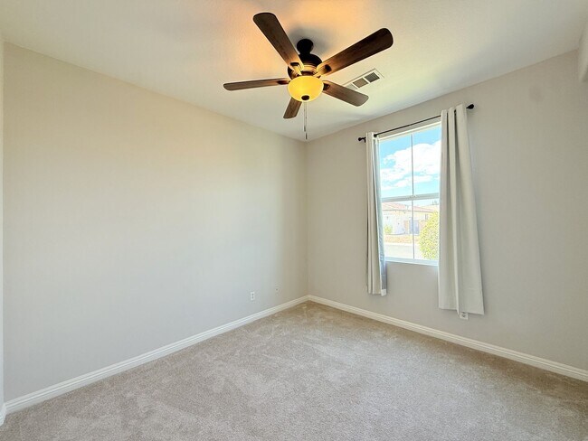 Building Photo - 80435 Atherstone Dr