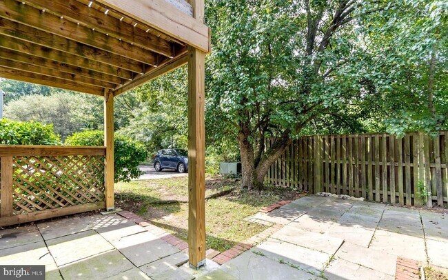 Building Photo - 6707 Ammendale Way