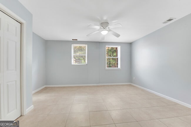 Building Photo - 299 Water Oak Pl