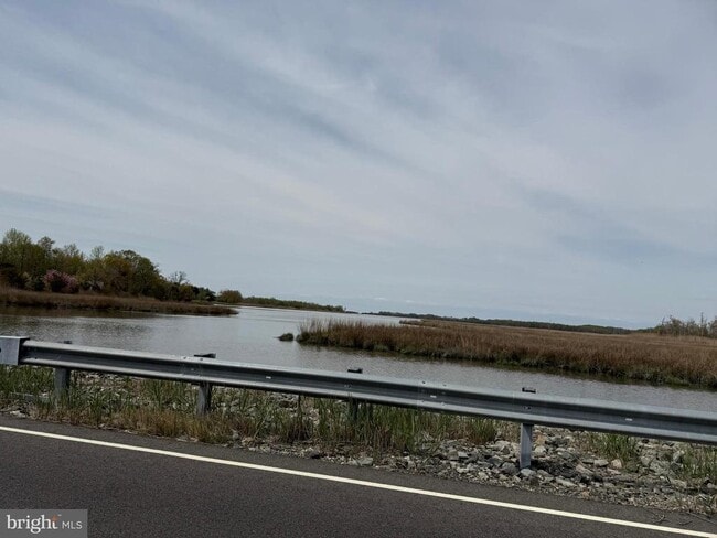 Building Photo - 303 Baptist Rd