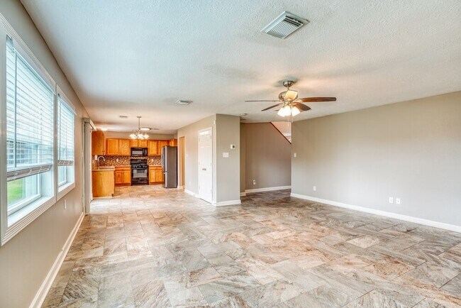 Building Photo - 2014 Harbour Cove Dr