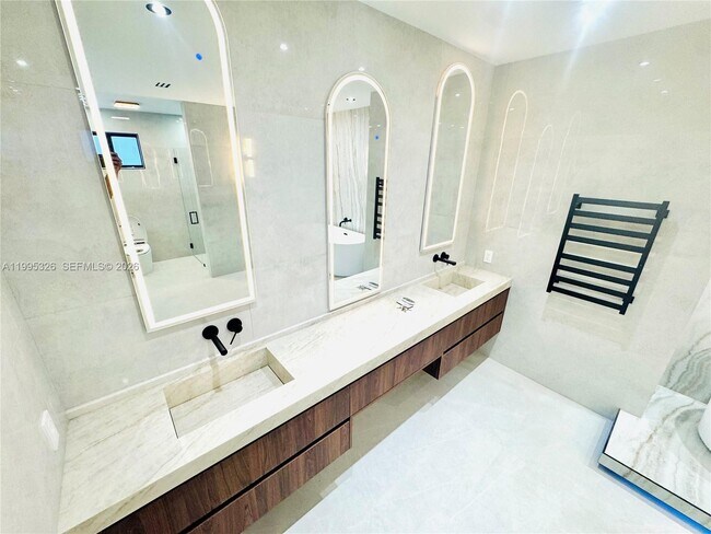 Building Photo - 19880 SW 134th Ave