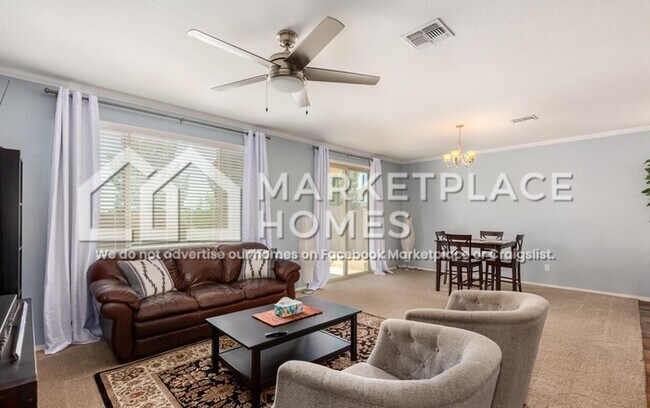 Building Photo - 5309 S 18th Pl