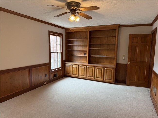 Building Photo - 3209 Henderson Walk