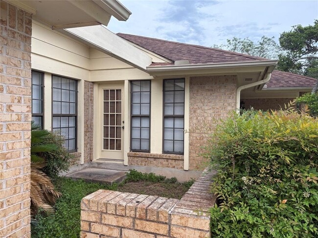 Building Photo - 7745 El Dorado Dr