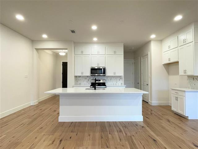 Building Photo - 8242 Primrose Wy