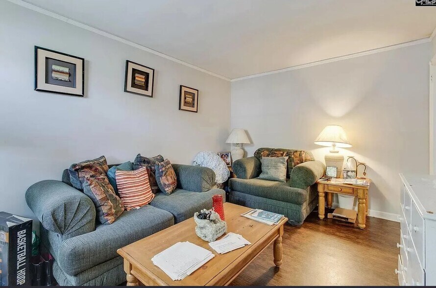 Building Photo - 1400 Dreher St