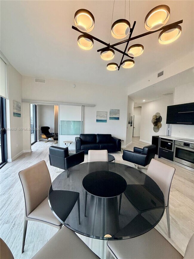 Building Photo - 45 SW 9th St