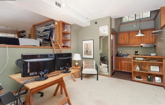 Building Photo - 7717 Claremont Ave