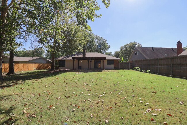 Building Photo - Beautifully Redone 3 Bedroom South Tulsa H...