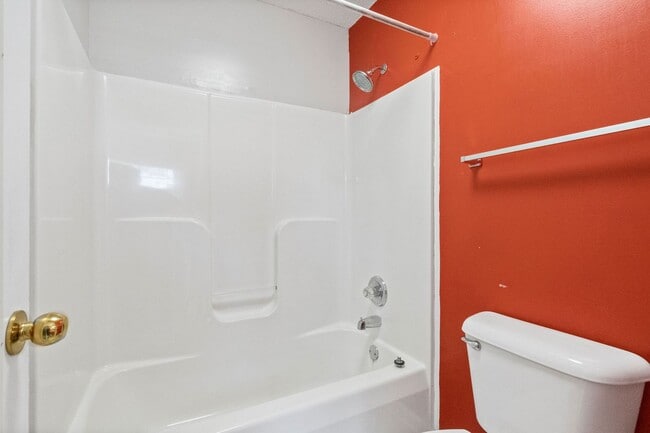 Building Photo - 1435 Amy Ave