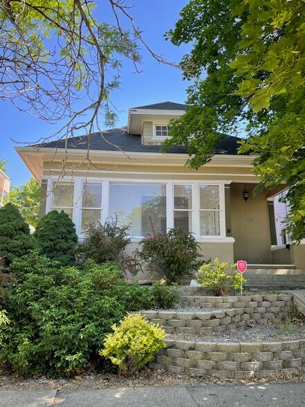 Front of House - 777 E 4th Ave
