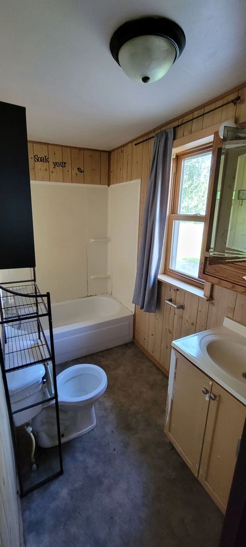 Building Photo - 1 Bed 1 Bath Single Family Home in Wausau