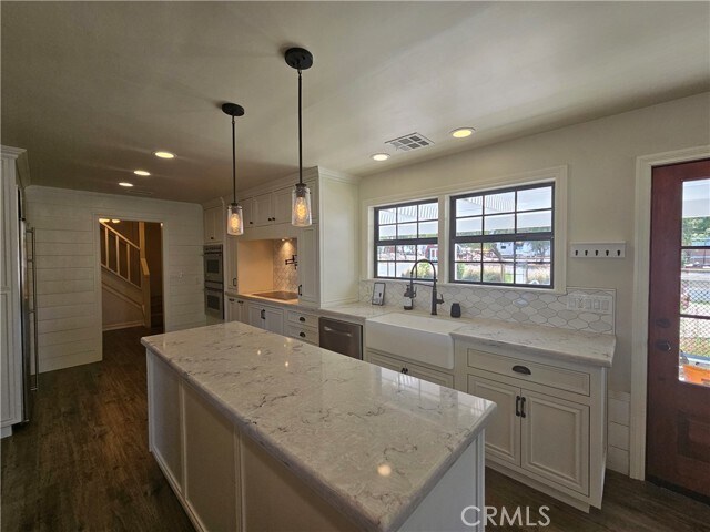Building Photo - 22530 Rolling Meadows Dr