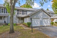 Building Photo - 414 Villa Cir Dr