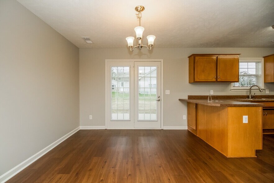 Building Photo - 3021 Tucker's Pl
